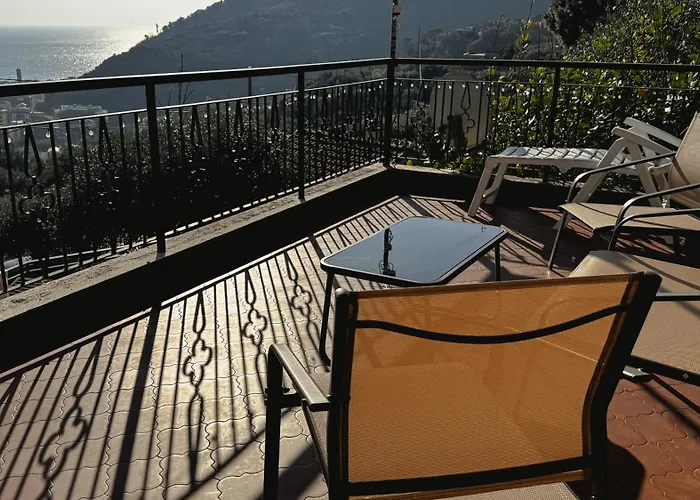 In Collina Con Vista Mozzafiato Su Σπίτι διακοπών